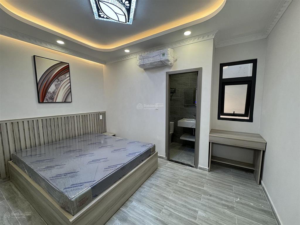 Nhà phố mới 100%, dtkv 4mx12,5m, vuông, 4 tầng, full nội thất, hẻm xe hơi khu vip nguyễn văn trỗi