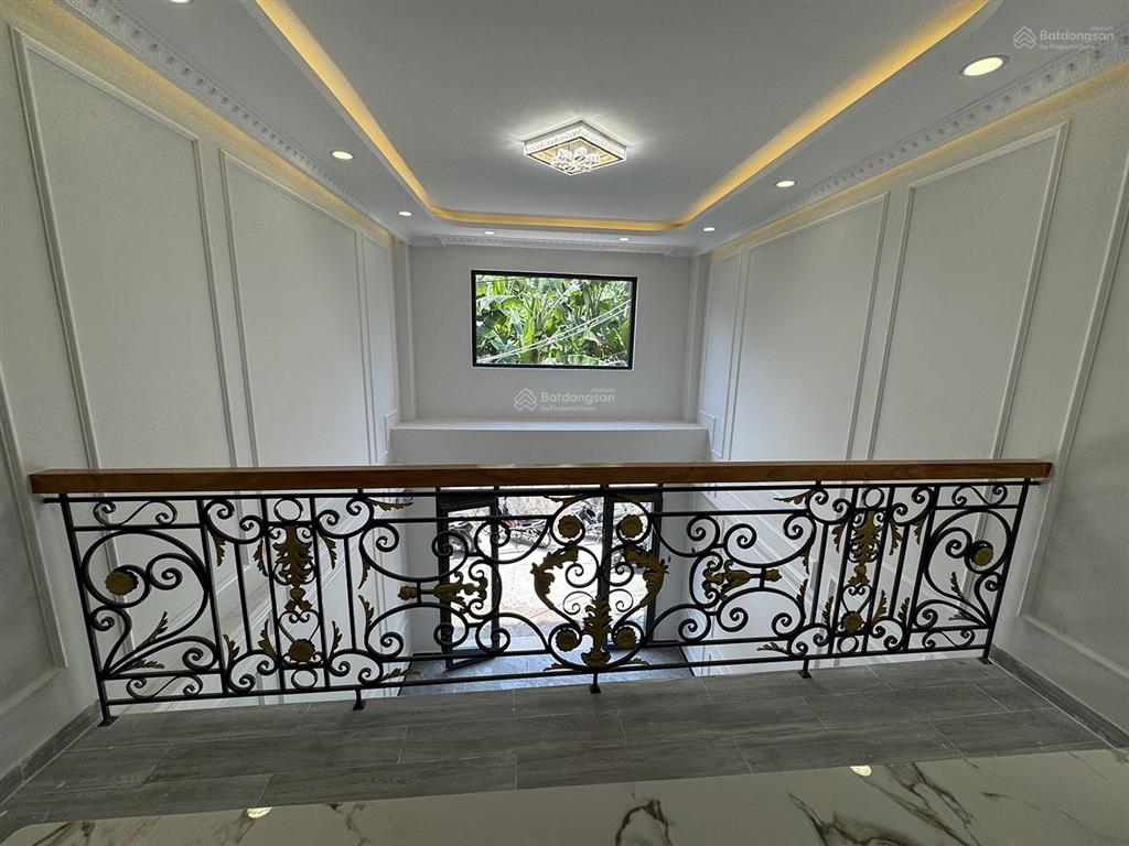 Nhà phố mới 100%, dtkv 4mx12,5m, vuông, 4 tầng, full nội thất, hẻm xe hơi khu vip nguyễn văn trỗi