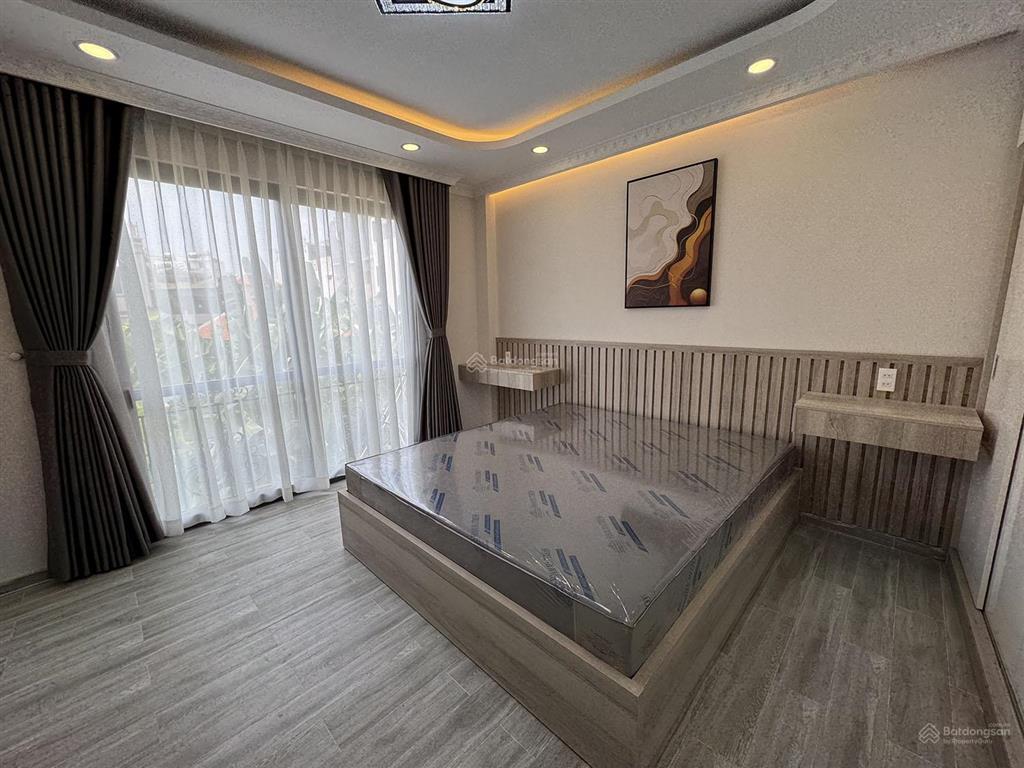 Nhà phố mới 100%, dtkv 4mx12,5m, vuông, 4 tầng, full nội thất, hẻm xe hơi khu vip nguyễn văn trỗi