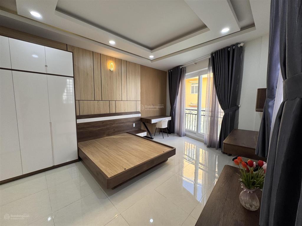 Siêu phẩm nhà phố 3 lầu, full nội thất cao cấp, hẻm xe hơi vf5 khu ẩm thực phan xích long