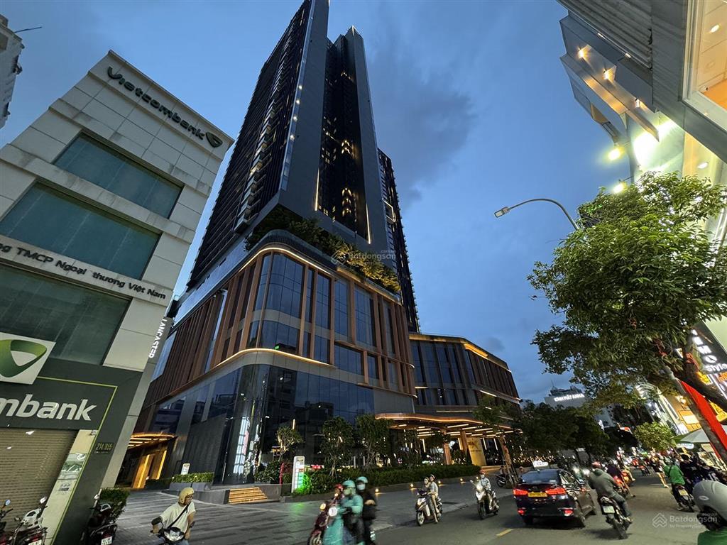 Nhà phố 5 tầng, 11 phòng dịch vụ, đang cho thuê khoán 42tr/tháng khu vip trần đình xugần lancaster