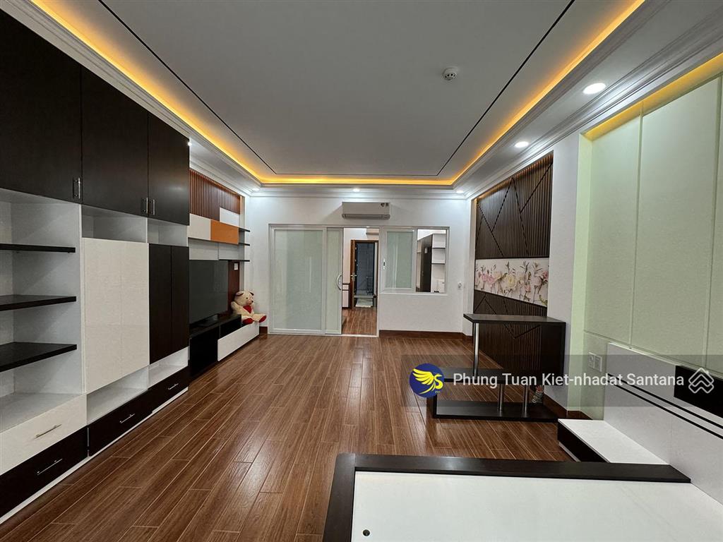 Cho thuê nhà hầm, 4l, st,thang máy (dtsd400m2) full ntccđ/chỉ 666/64/12 ba tháng hai,p.diên hồng