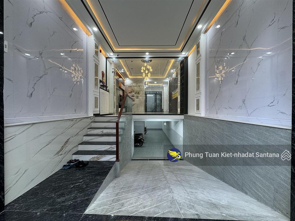 Cho thuê nhà hầm, 4l, st,thang máy (dtsd400m2) full ntccđ/chỉ 666/64/12 ba tháng hai,p.diên hồng