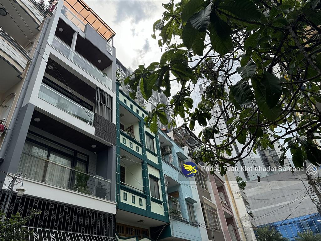 Cho thuê nhà hầm, 4l, st,thang máy (dtsd400m2) full ntccđ/chỉ 666/64/12 ba tháng hai,p.diên hồng