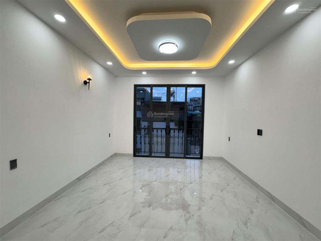 Chính thức mở bán siêu phẩm 6 tầng + sân thượng + thang máy, hẻm xe hơi, khu vip bùi thị xuân