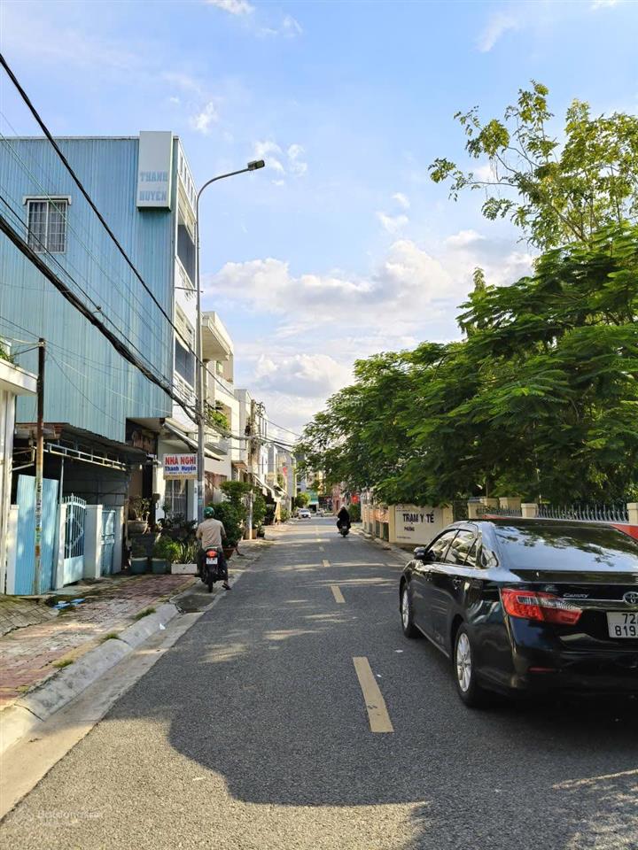 Bán nhà mặt tiền đường tú mỡ, tp bà rịa  giá 5.48 tỷ có thương lượng, ngang 7m