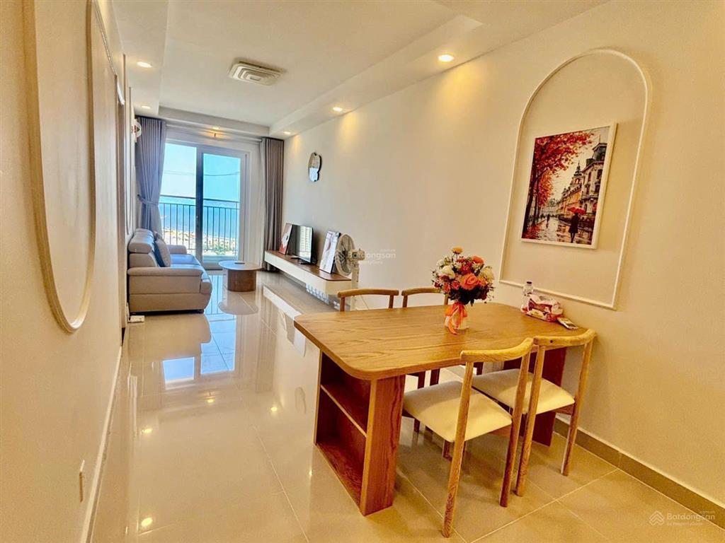 Bán 2 phòng ngủ cc vũng tàu melody  view biển  83m2 ,   0933 902 ***