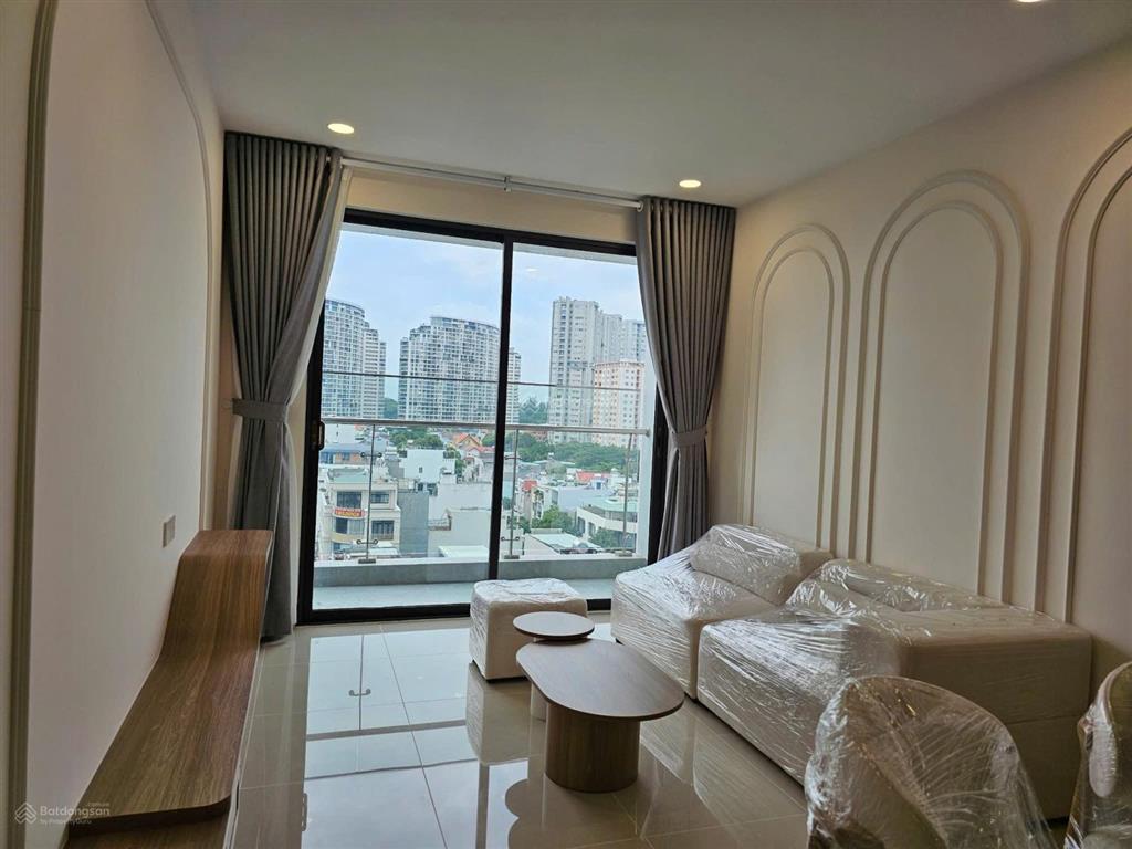 Cho thuê căn hộ centre point chí linh, giá 12 triệu  full nt 2pn 2wc