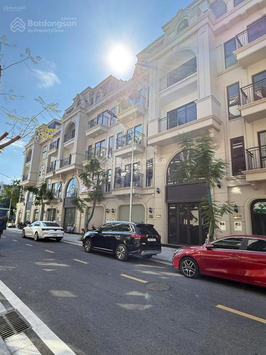 Bán căn góc cực đẹp view công viên để ô tô thoải mái khi 80 hạ lý royal river city, hải phòng.