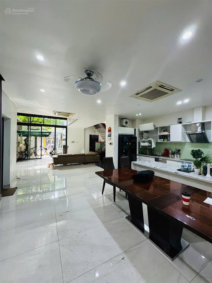 Bán căn mặt phố hàng kênh  diện tích lớn, mặt tiền đẹp