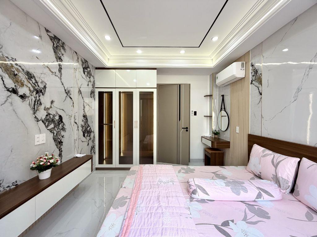 BIỆT THỰ SMARTHOME GẦN ĐẠI HỌC CÔNG NGHIỆP 4 – 63M2 – 5 TẦNG – CHỈ 9 TỶ 8