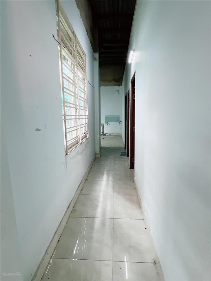 Bán gấp lô đất mặt tiền đường vườn thơm, diện tích 9x30m, giá 6.5 tỷ (tl), đường rộng 12m thông