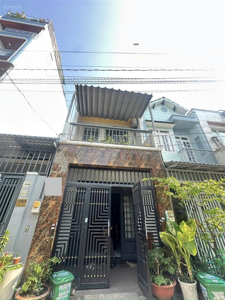 Bán nhà hẻm 6m đường bình thành, dt 4mx13m, 1 lầu, nhà còn mới, giá 4,55 tỷ (tl), hẻm thông 6m