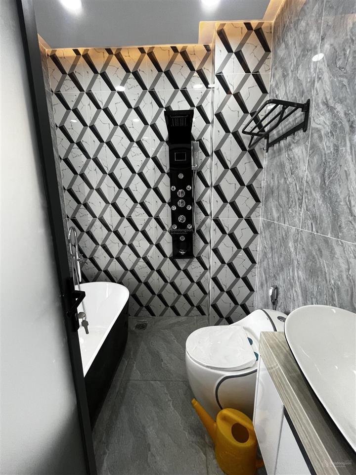 Nhà hxh đường số 5 (giáp quận tân phú), dt 4,35mx15m, 4 lầu, nhà mới đẹp, giá 7,8 tỷ (tl), hẻm 6m