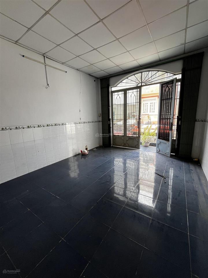 Bán nhà hẻm 6m liên khu 56, diện tích 4mx15m, 1 lầu, giá 4,45 tỷ (tl nhẹ), hẻm 6m thông