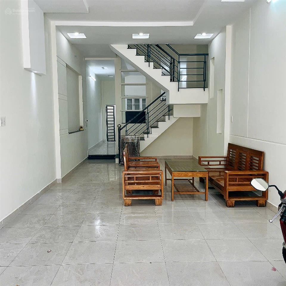 Nhà hẻm 7m đường hồ văn long (bhhb), dt 4x18m, 1 lầu, nhà vào ở liền, giá 5,5 tỷ (tl)