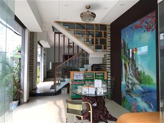Cho thuê nhà hxh đường số 8, (p. bhhb), diện tích 4mx16m, 1 lầu, giá 8 triệu/tháng, hẻm 5m thông
