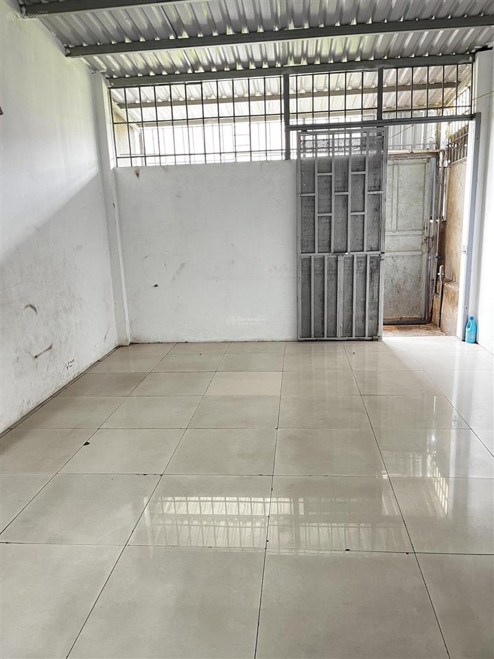 Nhà hẻm 4m đường liên khu 56, p. bhhb, diện tích 4mx16m, 1 tấm, giá 7 triệu/tháng, hẻm 4m thông