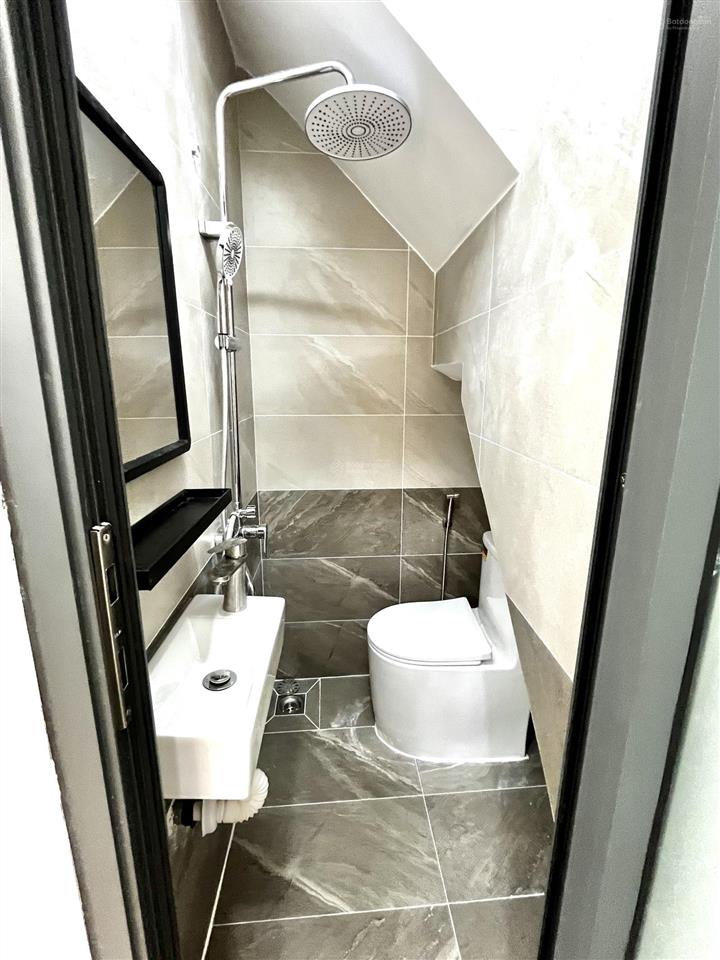 Bán nhà gấp đường tân quý, diện tích 3,5m x 7,5m, 1 lửng, 1 lầu, nhà mới, giá 3,85 tỷ (bớt lộc)