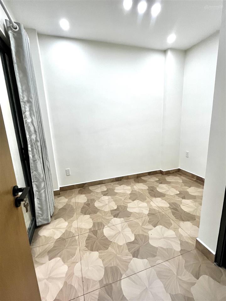 Bán nhà gấp đường tân quý, diện tích 3,5m x 7,5m, 1 lửng, 1 lầu, nhà mới, giá 3,85 tỷ (bớt lộc)