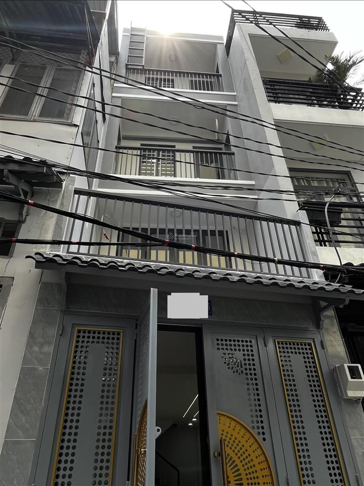 Bán nhà 4 lầu đường âu cơ, diện tích 3mx10m, tổng dt 30m2, nhà đẹp, giá 5 tỷ (bớt lộc), hẻm 4m