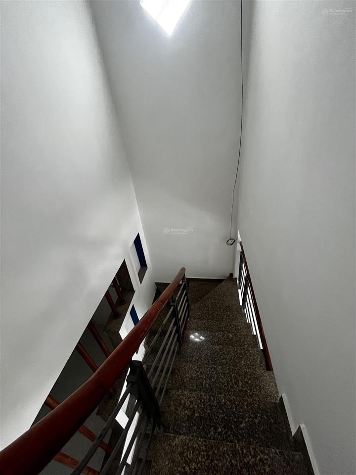 Bán nhà gấp đường liên khu 45, (p. bhhb), dt 4mx11.5m, 1 lầu, giá 4.1 tỷ (tl), hẻm rộng 4m