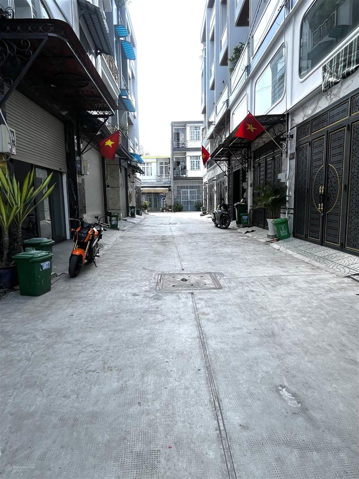 Bán nhà hẻm 5m đường bình thành ( p. bhhb), dt 4mx13m, 1 trệt, 1 lầu, giá 4.55 tỷ (tl), hẻm thông
