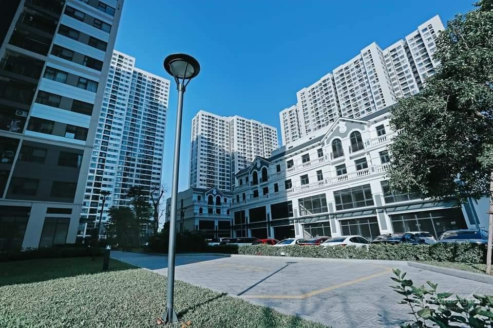 Mặt bằng 2 tầng 108m² có siêu thị đang thuê sẵn, dòng tiền thuê mỗi năm gần 900 triệu