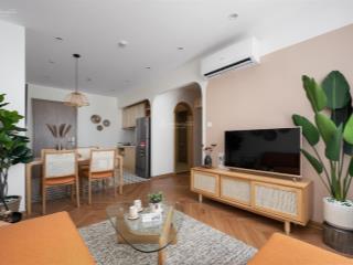 Studio masteri west heights nguyên bản nhưng đã có full bếp, dọn vào là nấu ăn được ngay