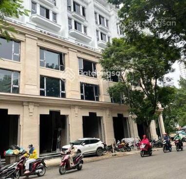 Anh kiên chủ tịch tập đoàn cần bán liền kề mặt phố chùa láng, q đống đa, dt 230 m2, 7 tầng, mt 11m