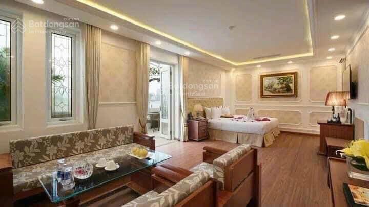 Bác vân định cư ở nước ngoài cần bán tòa khách sạn trung tâm phố cổ, dt 340m, 11 tầng, mt 8,5 m