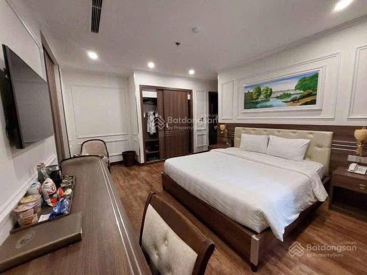 [chính chủ] tôi cần bán toà khách sạn phố trần thái tông, q cầu giấy, dt 175/190 m x 11 t, lô góc