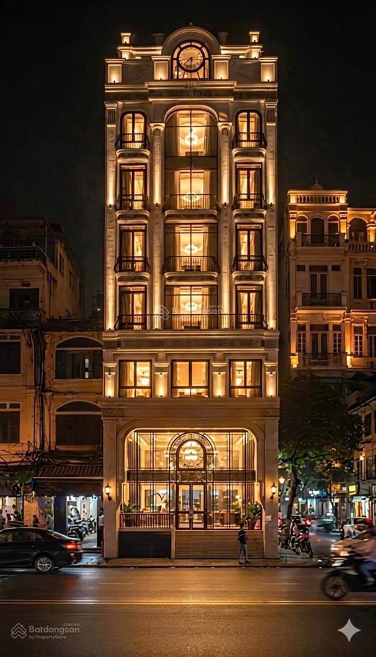 Chính chủ tôi cần bán tòa nhà phố tuệ tĩnh, quận hai bà trưng, hà nội, dt 204 m2 x 9, mặt tiền 9m