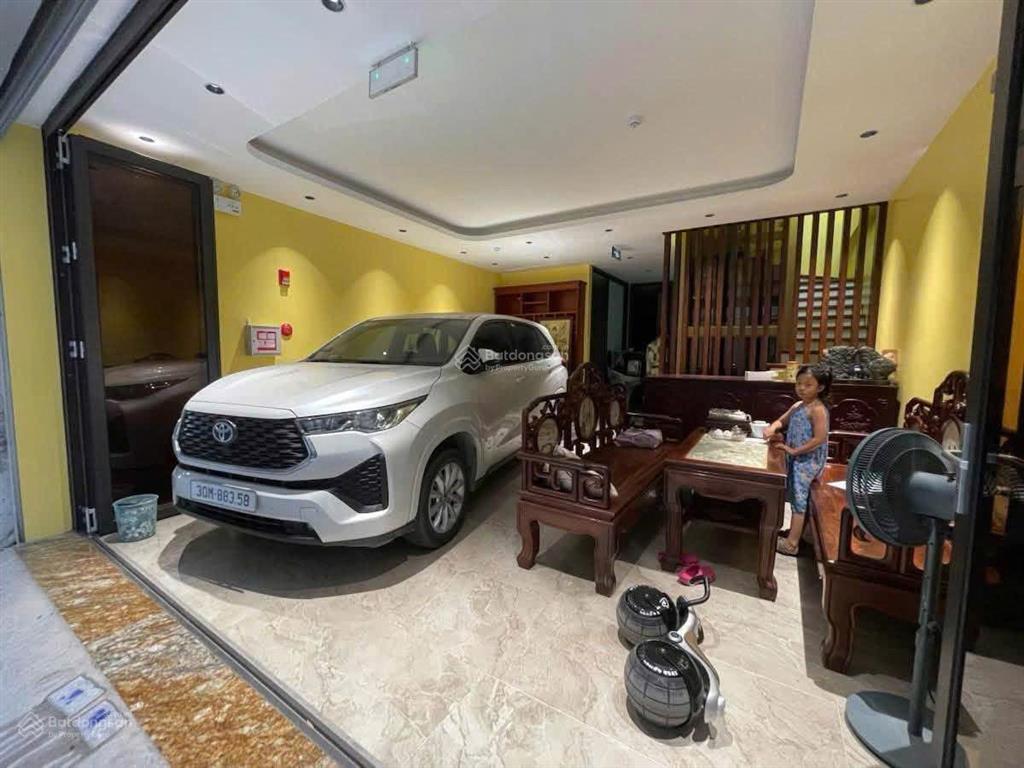 Chính chủ, tôi cần bán nhà phố lạc trung, quận hai bà trưng, dt 80 m2, 7 tầng, mt 6m, 24 tỷ