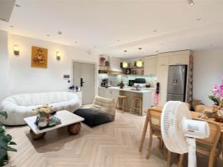 Bán gấp cc 536a minh khai, 5,8 tỷ, 70m2, 2pn, 2wc, nhiều tiện ích