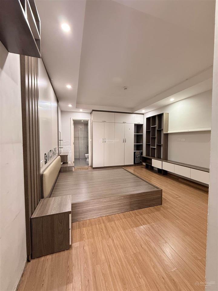 Bán căn hộ 3 phòng ngủ 113m view sông hồng, vị trí đắc địa tại chung cư t&t vĩnh hưng.
