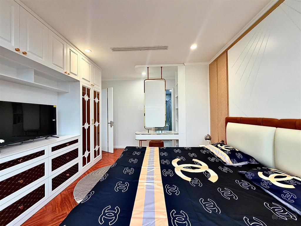 Cho thuê căn hộ 3pn nhà derco đẹp giá chỉ 33tr net siêu rẻ tại vinhomes central park