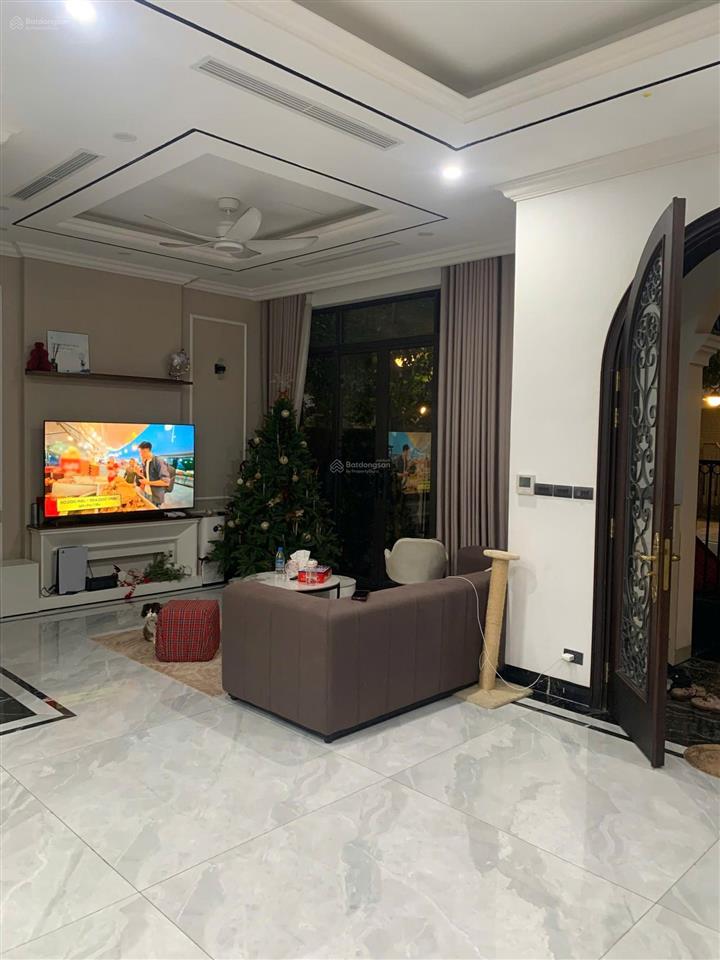 Biệt thự song lập 150m2 mặt tiền 10m. hoàn thiện full đồ có thang máy về ở ngay. giá chỉ 3x tỷ.