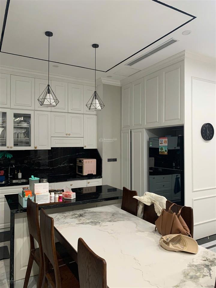 Biệt thự song lập 150m2 mặt tiền 10m. hoàn thiện full đồ có thang máy về ở ngay. giá chỉ 3x tỷ.