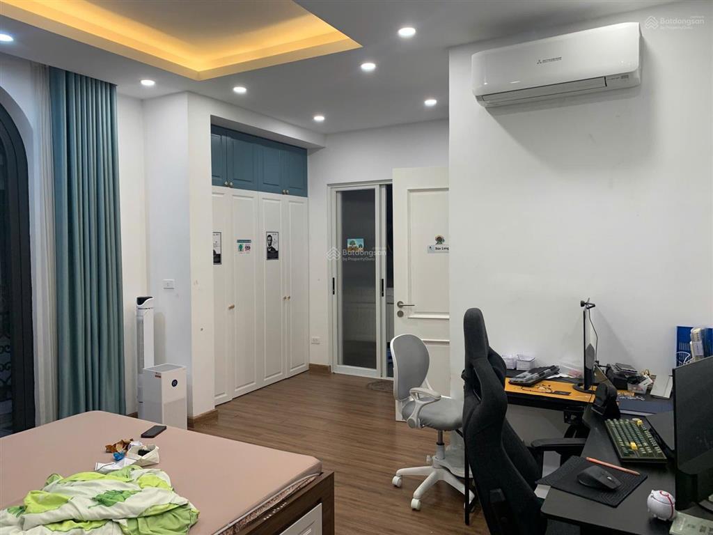 Biệt thự song lập 150m2 mặt tiền 10m. hoàn thiện full đồ có thang máy về ở ngay. giá chỉ 3x tỷ.