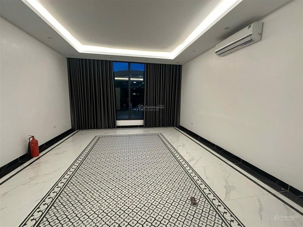 Cho thuê căn liền kề hải âu xây 5 tầng có thang máy phù hợp vừa ở vừa kinh doanh giá 30tr/tháng