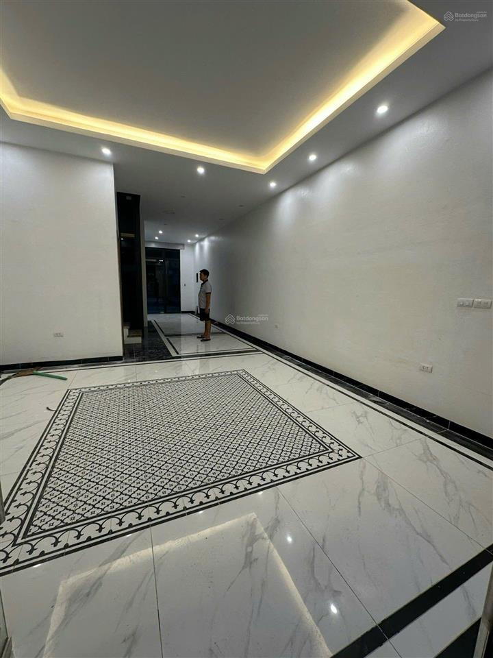 Cho thuê căn liền kề hải âu xây 5 tầng có thang máy phù hợp vừa ở vừa kinh doanh giá 30tr/tháng