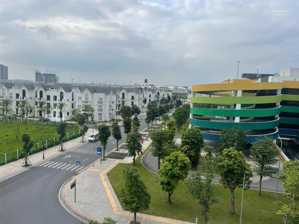 Cho thuê liền kề sao biển hoàn thiện full nội thất, phong cách hiện đại chỉ 25tr bao phí dịch vụ