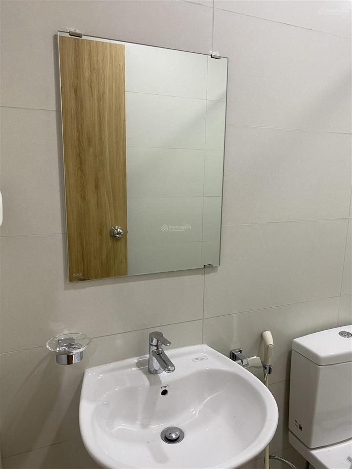 Căn studio 44m2, 1wc, tủ bếp, bếp từ, rèm, nệm, máy nước nóng, máy giặt, máy lạnh 6.5tr/tháng