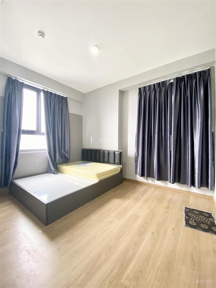 Bán sài gòn intela 78m2, 3pn góc, full nội thất mới, tầng trung, 3 tỷ bao thuế phí.  0903 042 ***