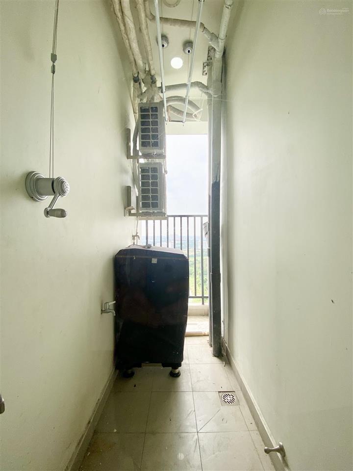 Bán sài gòn intela 78m2, 3pn góc, full nội thất mới, tầng trung, 3 tỷ bao thuế phí.  0903 042 ***