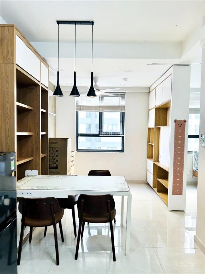 Cho thuê ở ngay căn 2pn sài gòn intela, trống 5.5tr/tháng, sẵn nội thất từ 6tr/tháng. 0903 042 ***