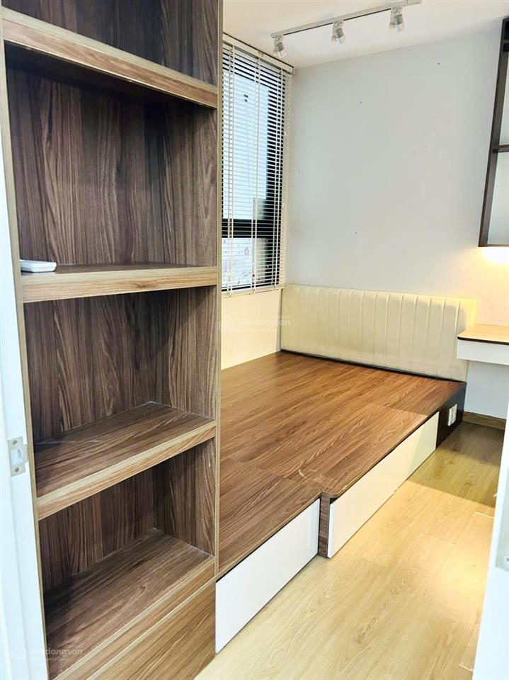 Cho thuê ở ngay căn 2pn sài gòn intela, trống 5.5tr/tháng, sẵn nội thất từ 6tr/tháng. 0903 042 ***