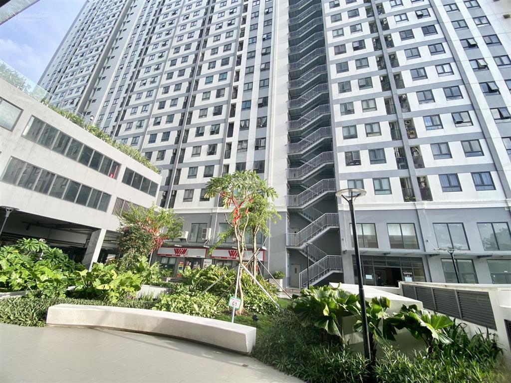 2.12 tỷ ở ngay căn 2pn sài gòn intela, nhà trống cơ bản, tầng cao, tặng nội thất