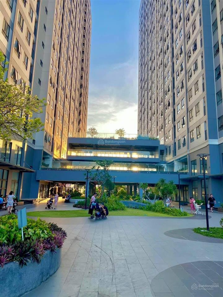 Rẻ nhất 2.12 tỷ ở ngay căn 2pn sài gòn intela, nhà trống cơ bản, tầng cao.   0903 042 ***